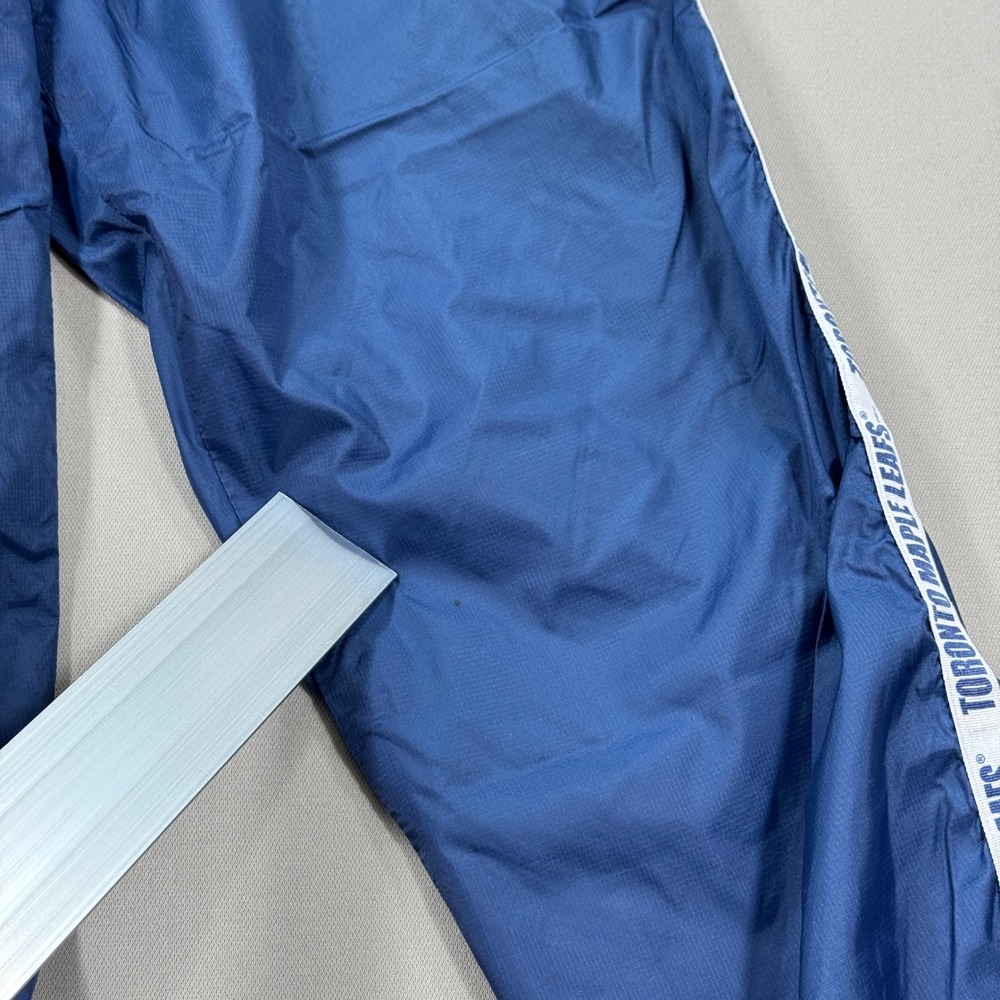 VIntage Toronto Maple Leafs Track Pants Men's XL Blue Windbreaker Nylon NHL - Picture 11 of 11